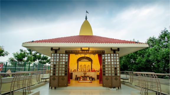  geeta phase iv Temple