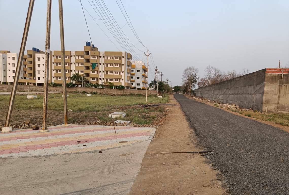  metro city 5 6 7 8 Plot