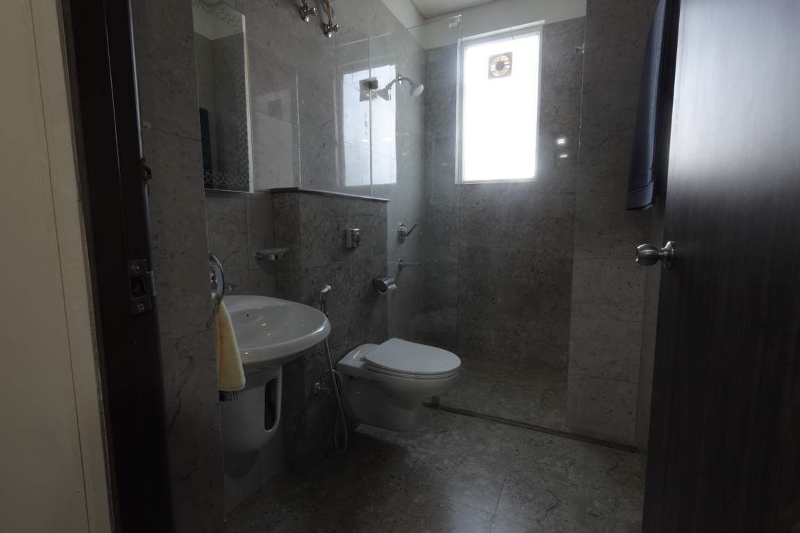  urban suites Bathroom