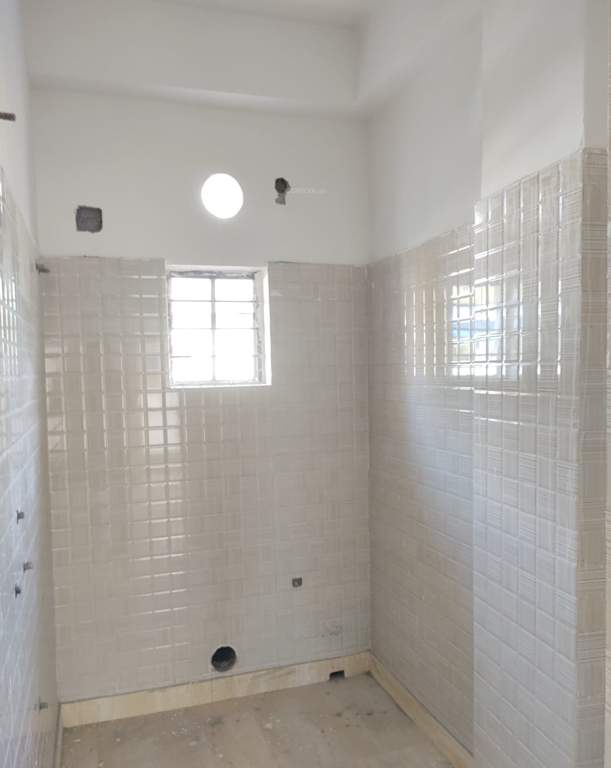  silver green i Bathroom