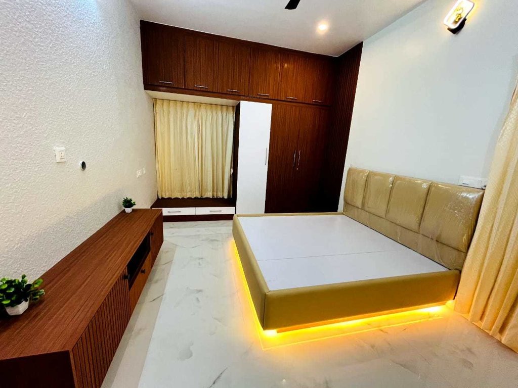 best home metro grand Bedroom
