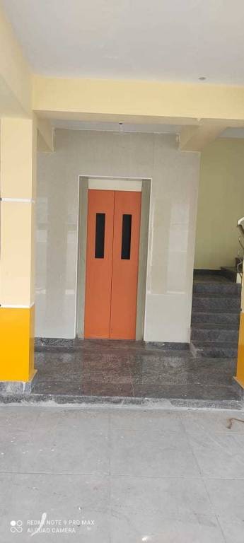  amsavel flats Lift(s)