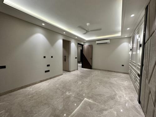  ultra-luxury Living Area