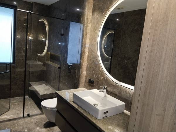  luxuries-floor-1 Bathroom