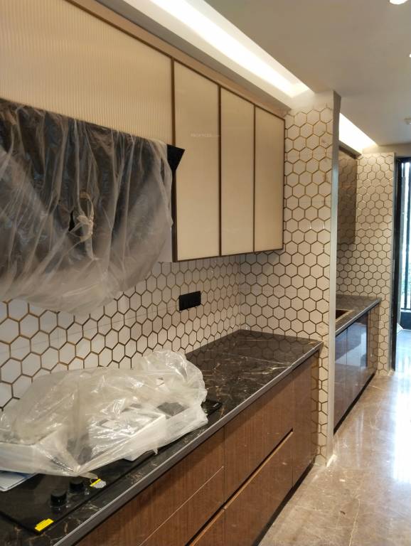  luxuries floor 4 Kitchen