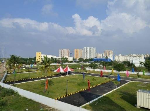  empire estate Plot