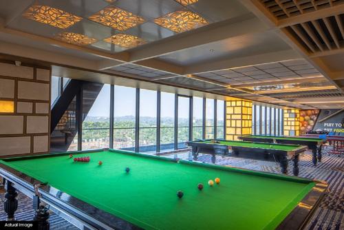  antilia-phase-vi-avana Foosball