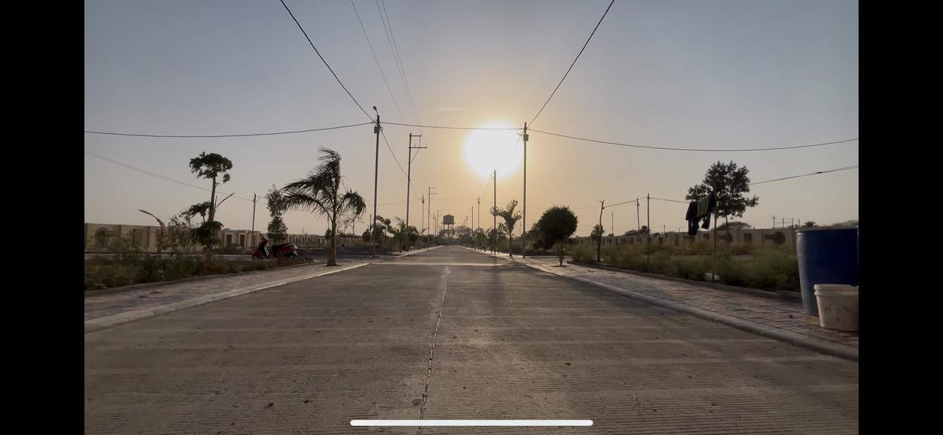  vrindavan dream city Plot