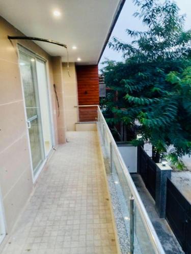  ultra-luxury-builders-floors Balcony