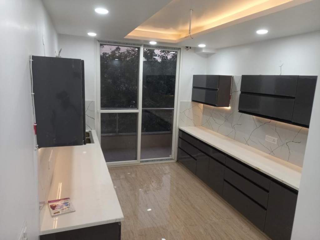  ultra luxury builders floors Kitchen