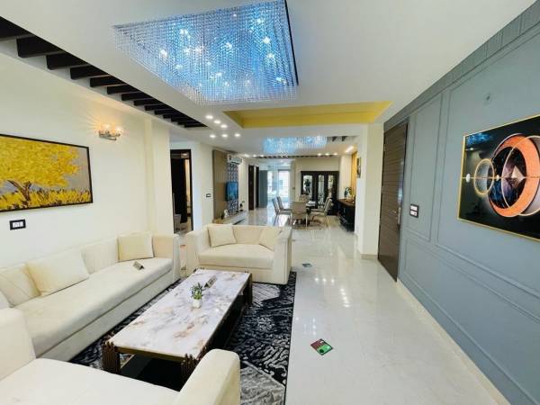  modern-home-sec-67a Living Area