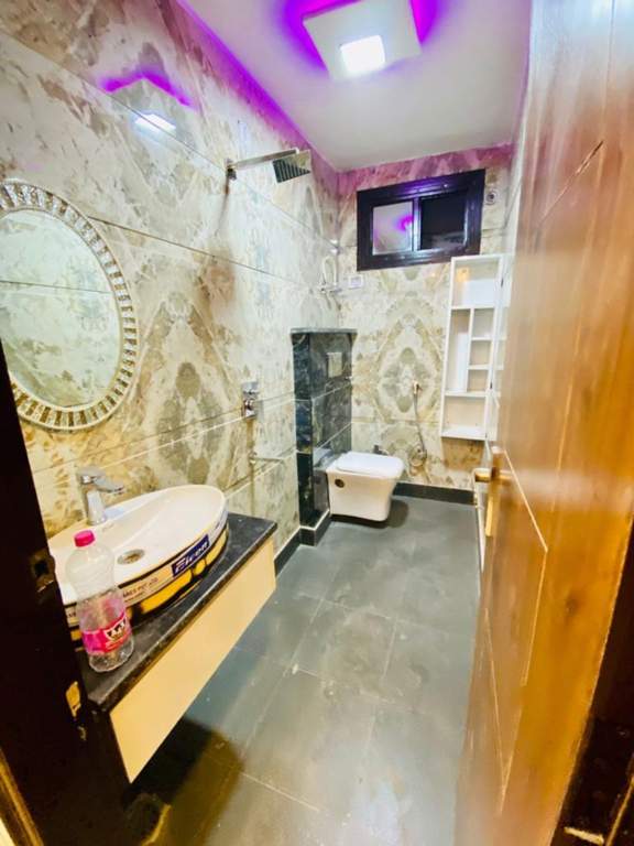  the den Bathroom