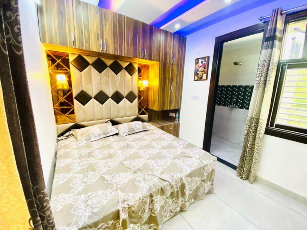  the den Bedroom