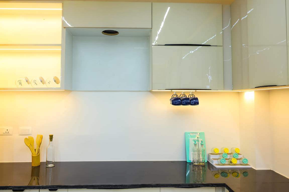  sri kamatchi apartments Kitchen