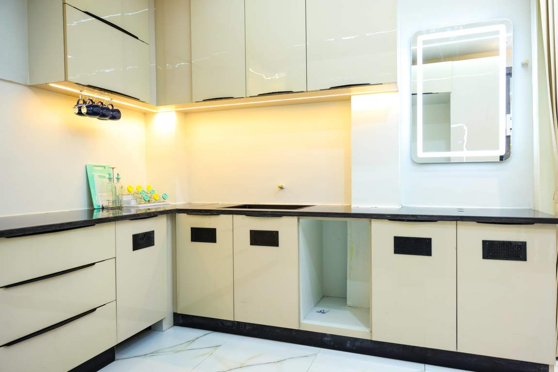  sri kamatchi apartments Kitchen