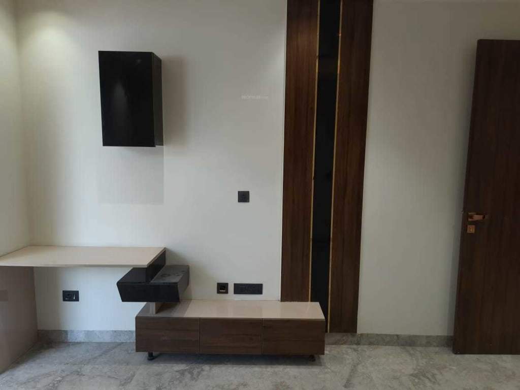  new town Living Area