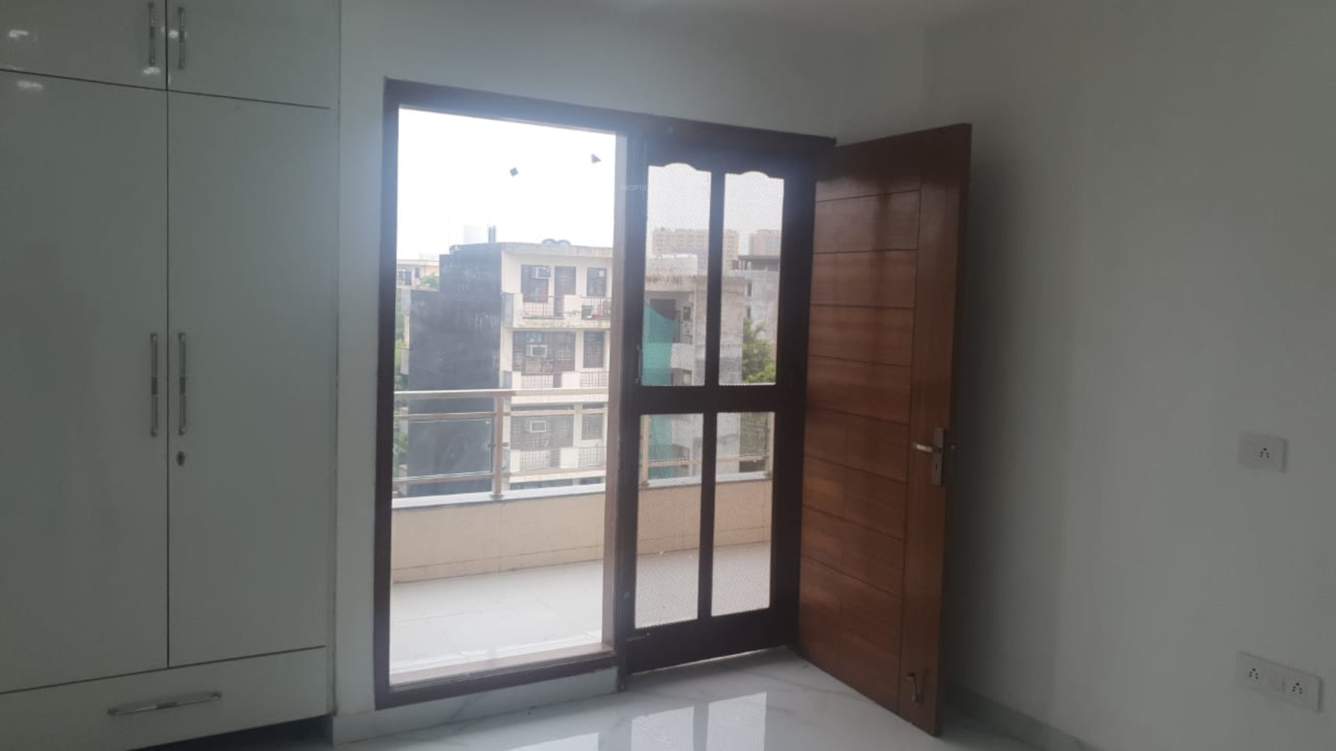  hall realtors Living Area