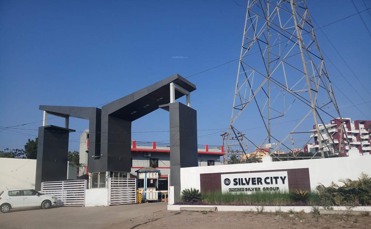  city c and d Entrance Lobby