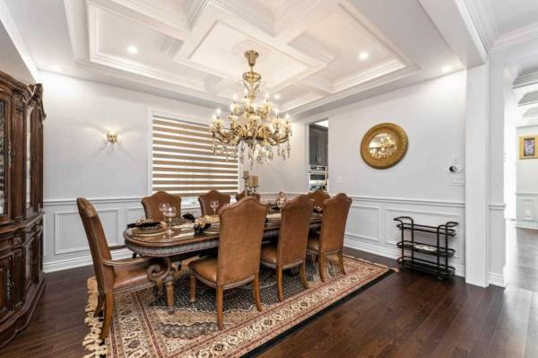 Dining Area la-casa Dining Area