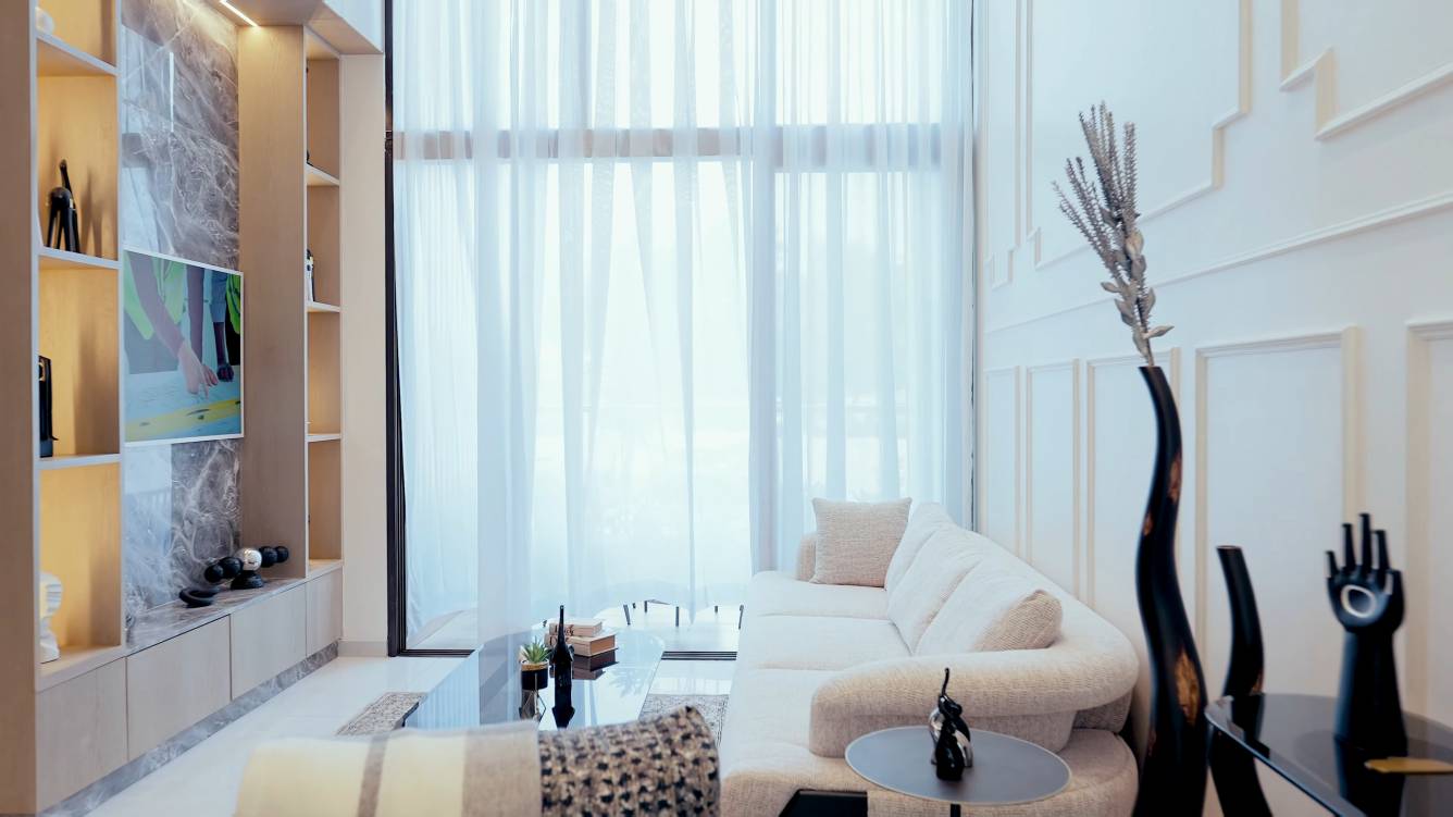  meridian Living Area