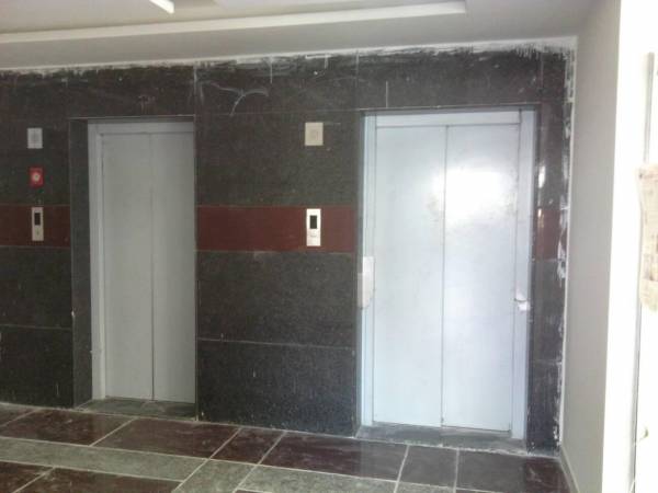  midori-tower-phase-4 Lift(s)