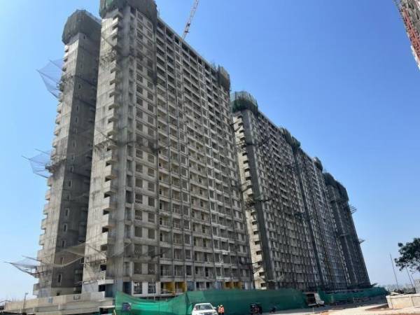 Building A Construction Status Apr-25 constructionStatus of Kolte Patil Life Republic Aros Phase 1