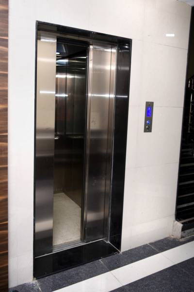  sai-pearl-phase-5 Lift(s)