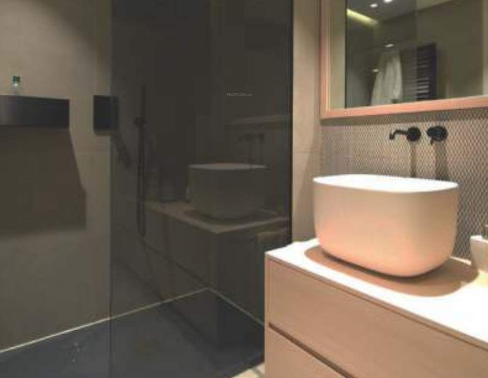  kairos c and d building Bathroom