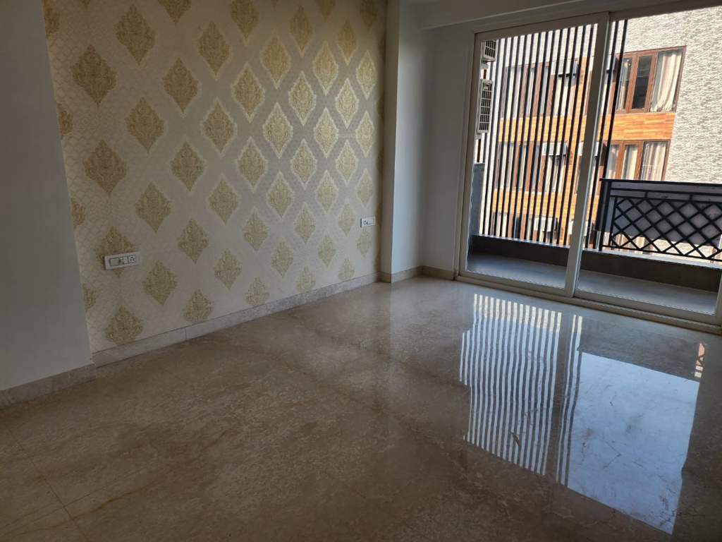  ess floors Living Area