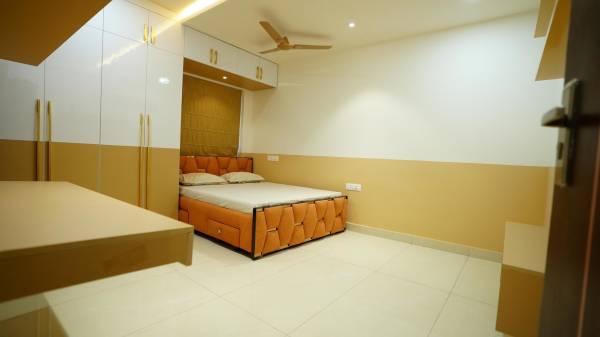  krishna-kunj-central-courtyard Bedroom