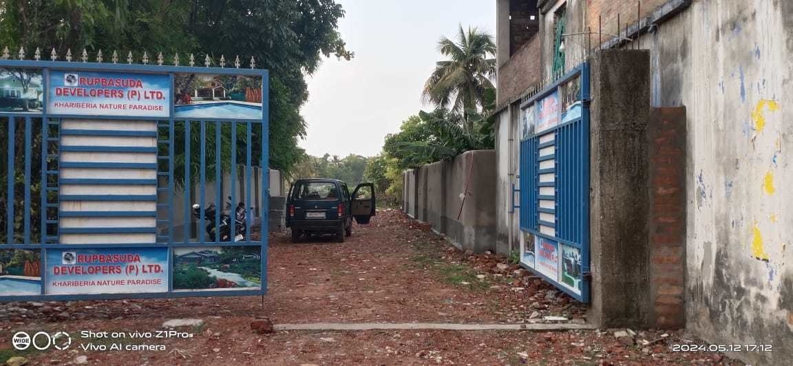  natures paradise Entrance Gate Security Cabin