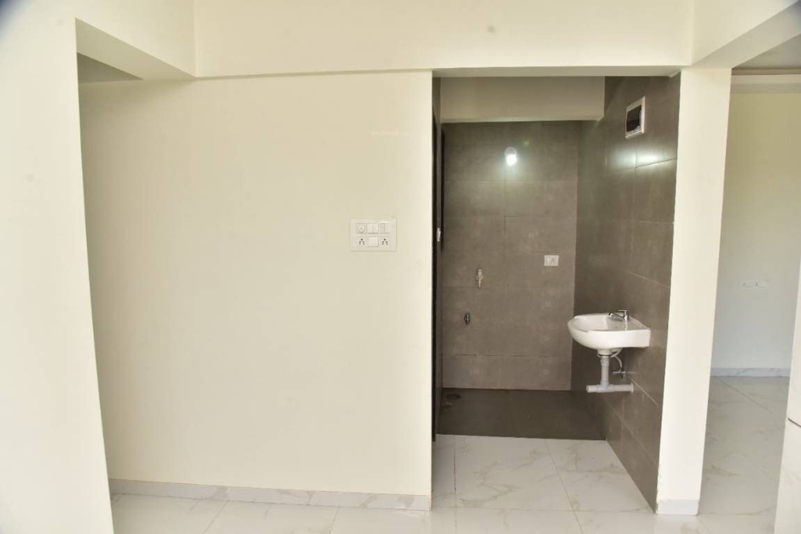  harsh avenue Bathroom