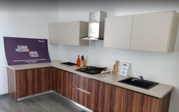  63-degree-east-tower-e Kitchen