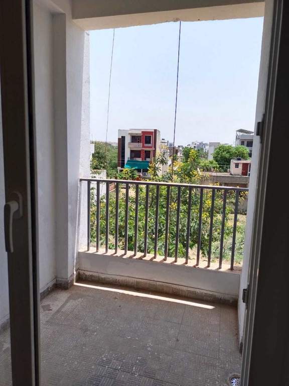  livasha Balcony