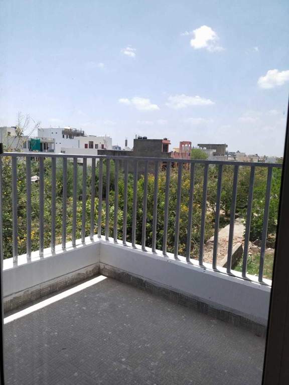  livasha Balcony