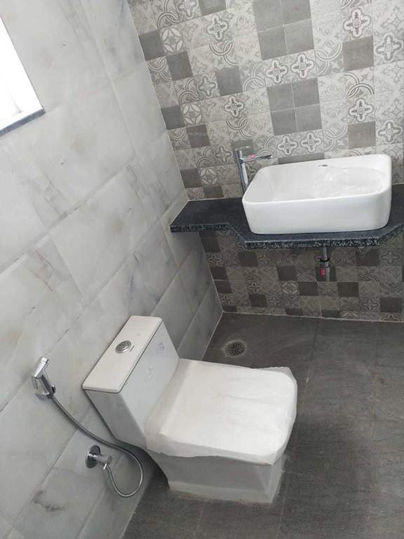  livasha Bathroom