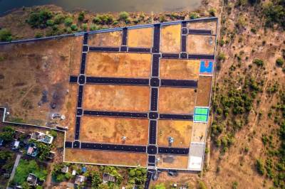  fairland-anahita Plot