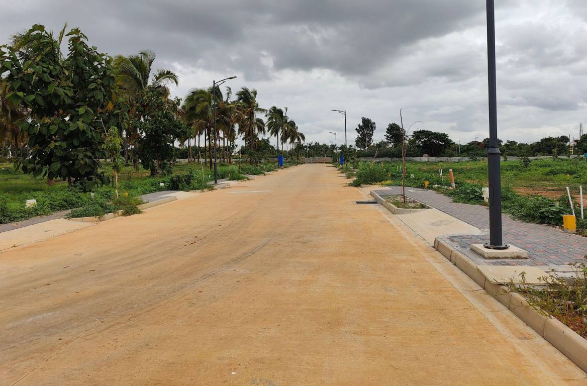  pristine estates Internal Roads & Footpaths