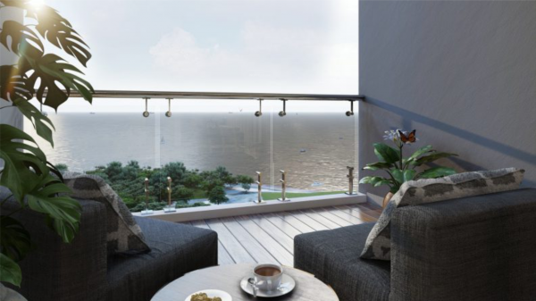  82-ocean-crest Balcony