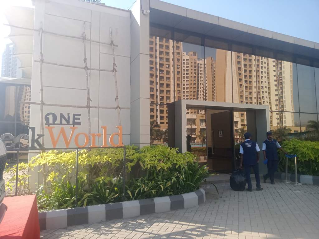  one world 4 Entrance Lobby
