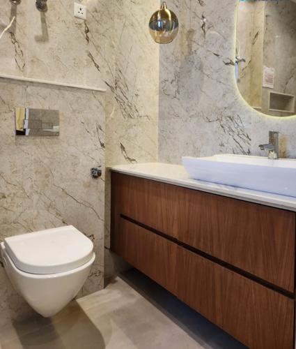  gurgaon-investors Bathroom