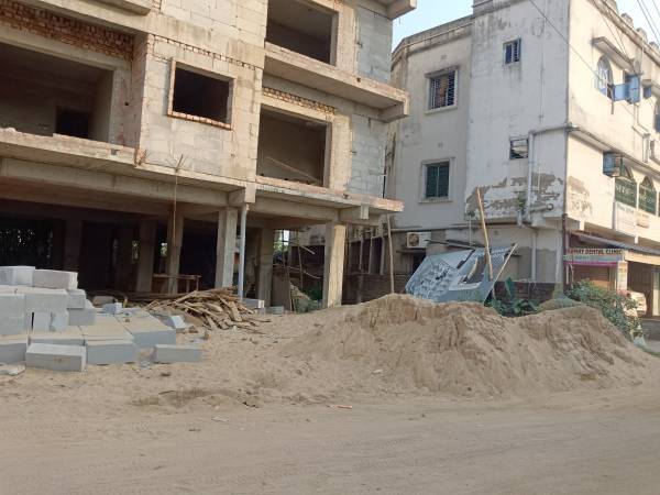  white-house Construction Status Apr-24