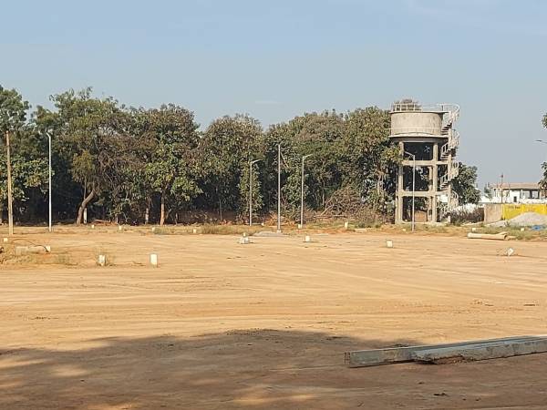  golden-township Plot