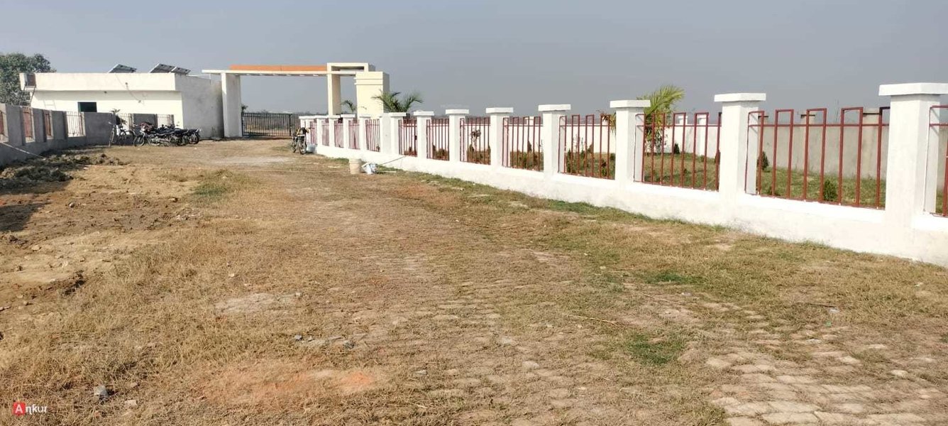  kissan green paradise Plot