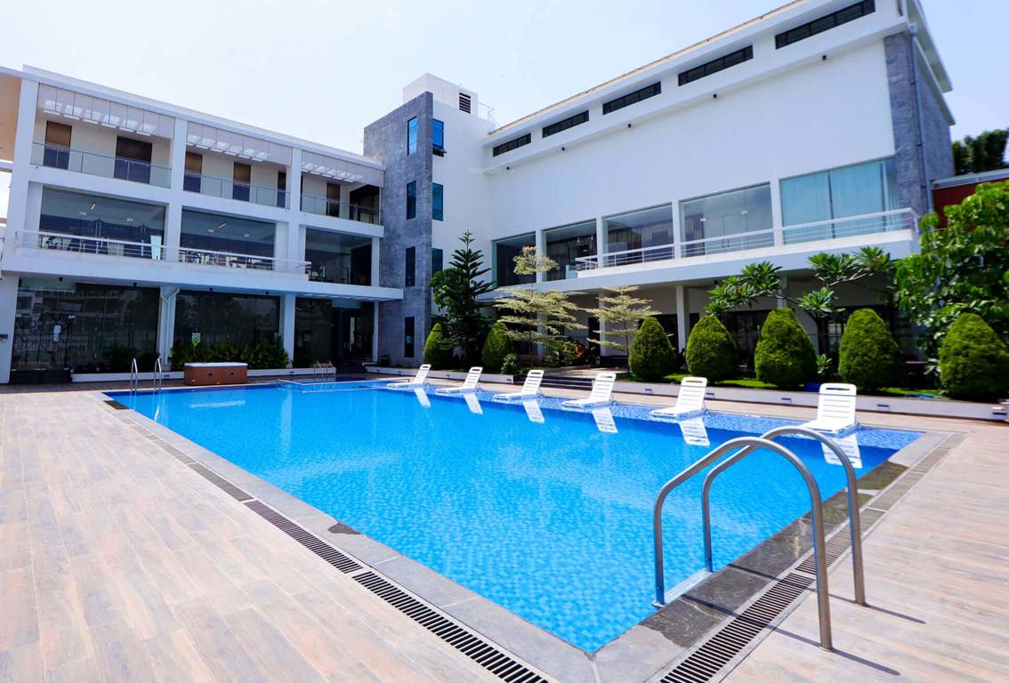  vrr golden enclave Others