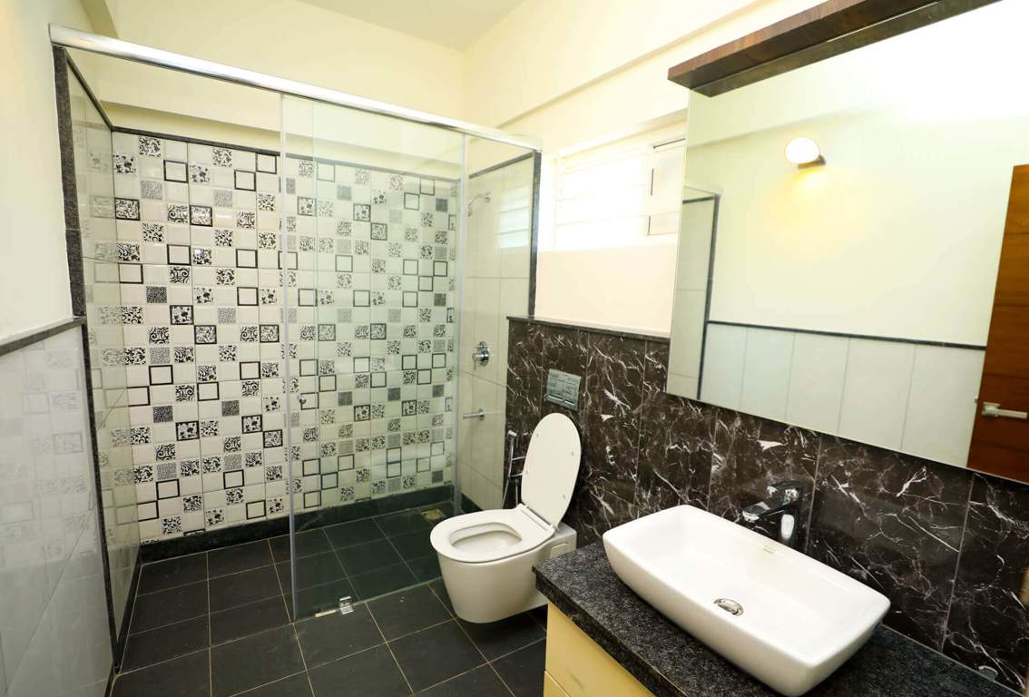  vrr golden enclave Bathroom