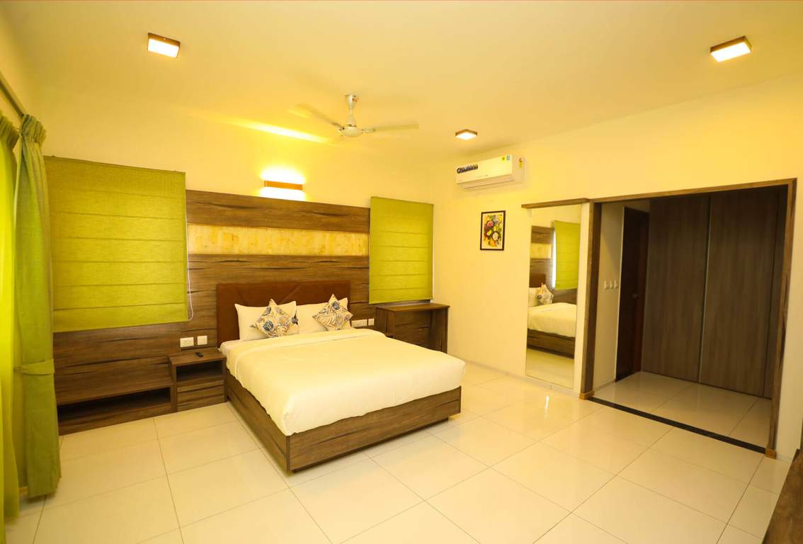  vrr golden enclave Bedroom