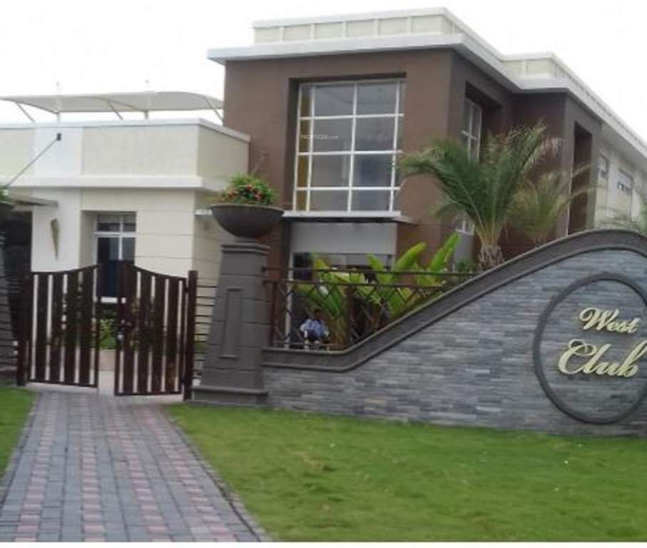  elan south east ii Club House