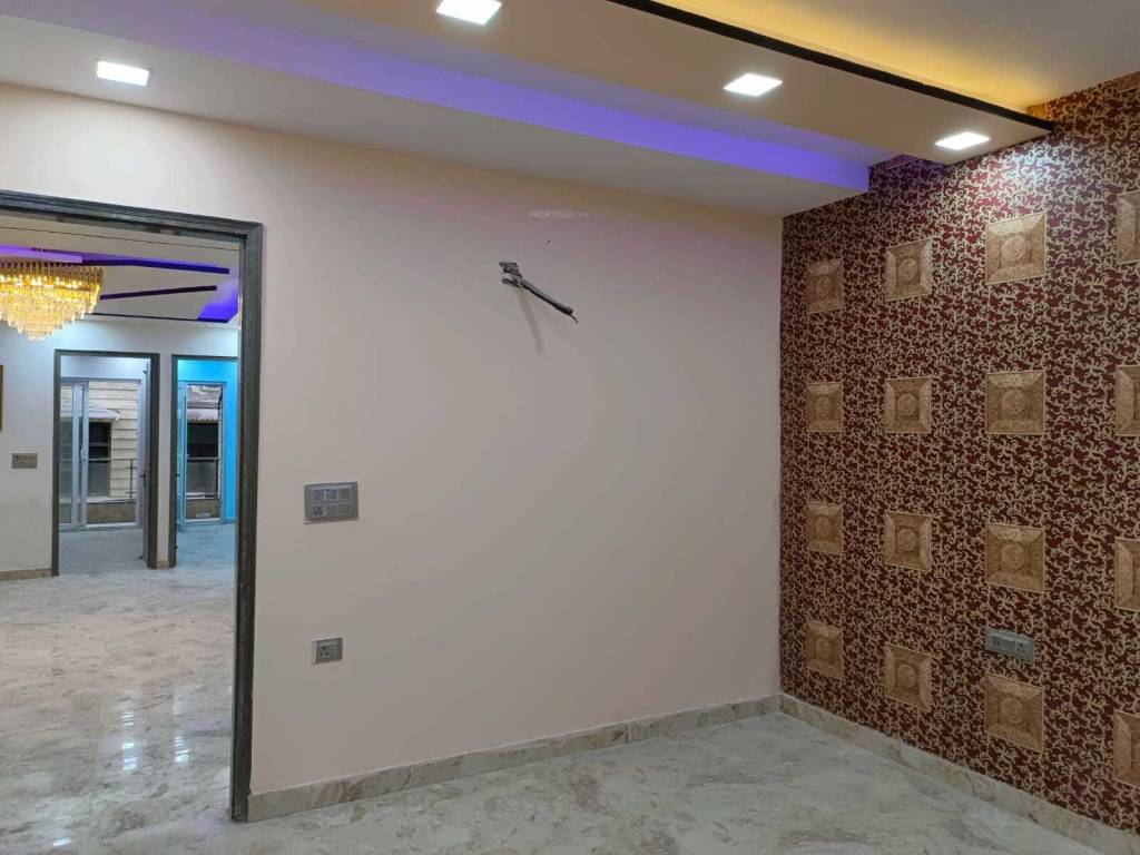 guru ji homes Bedroom