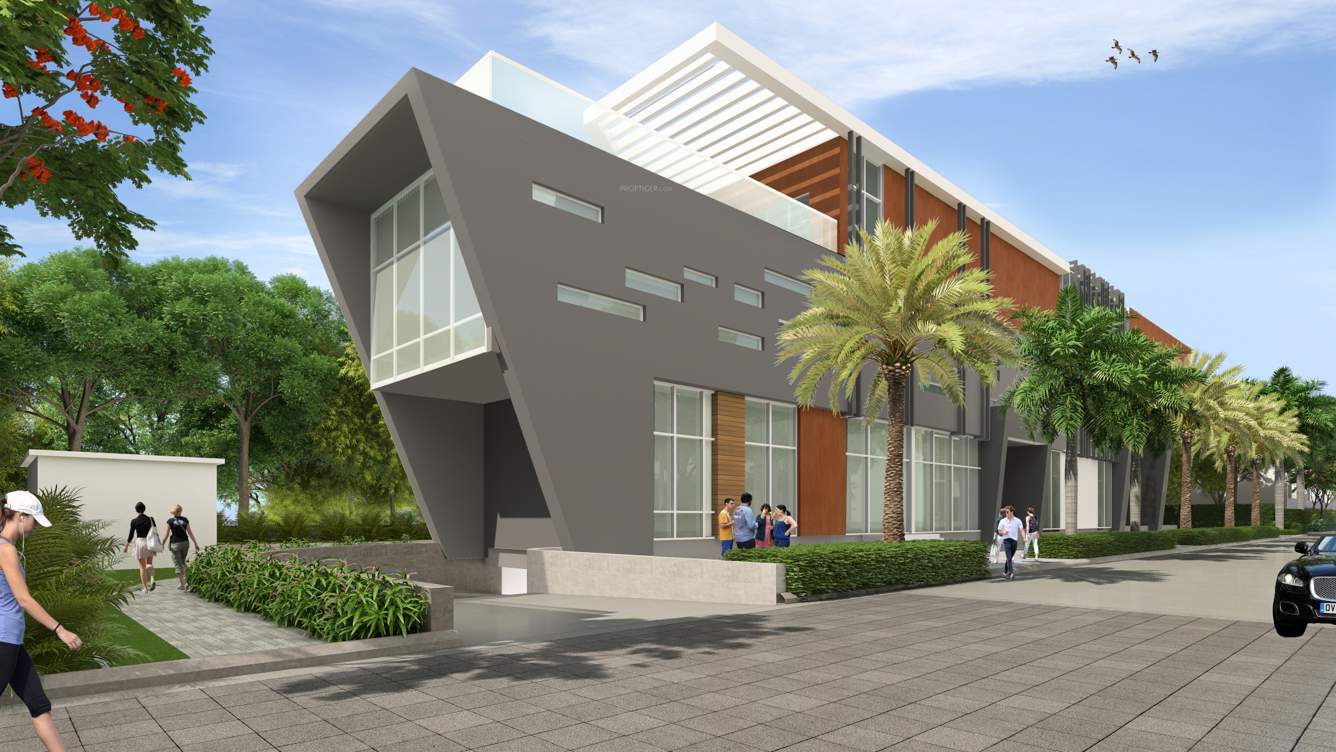  e infra la casa Club House